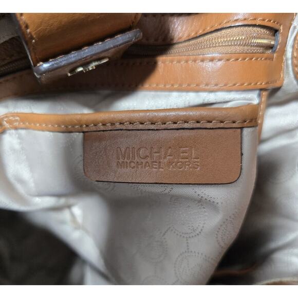 MICHAEL Michael Kors MARINA Hobo Bag Signature Canvas Tassel Drawstring Large - Picture 15 of 16